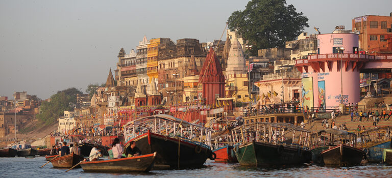 Ghats de Varanasi - turismo solidario -semilla para el cambio