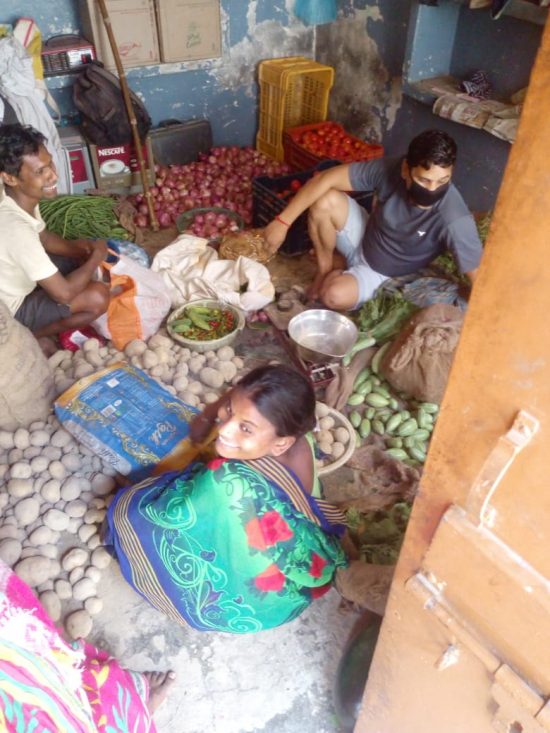 Semilla para el Cambio - Verdulería en los slums