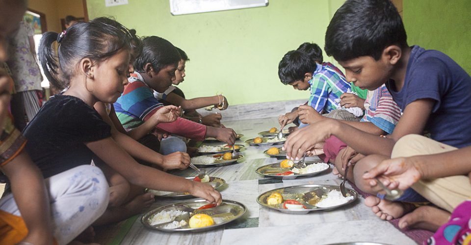 Comedor escolar-Programa de nutrición en India-Semilla para el Cambio